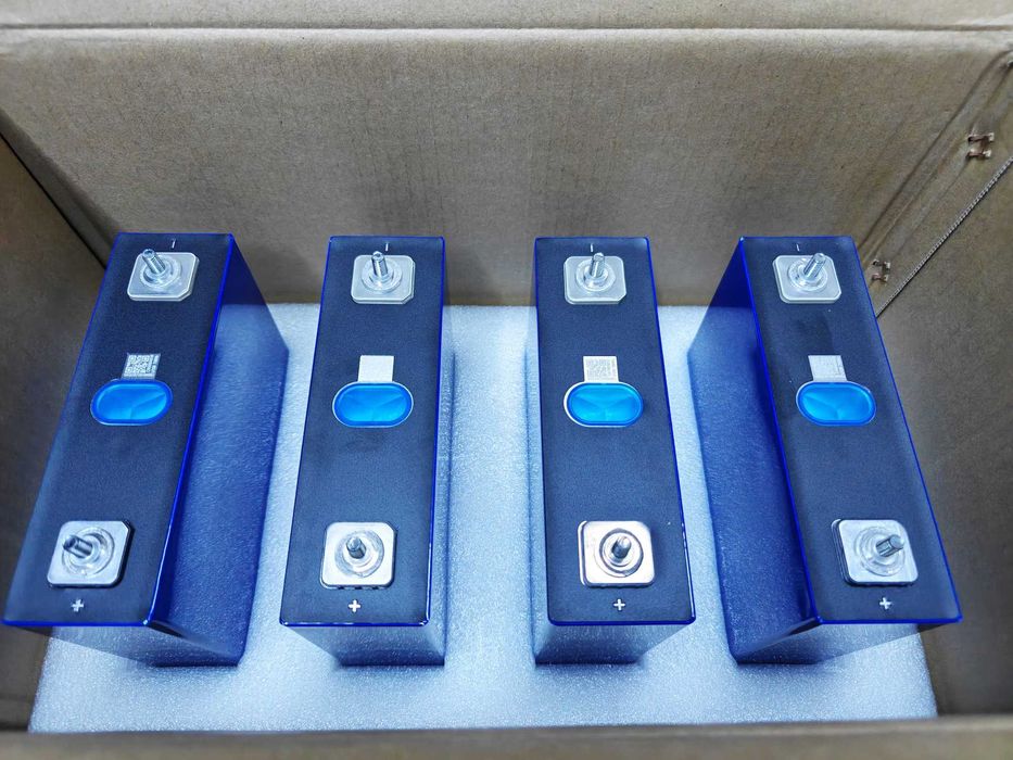 Eve LF230 Prismatic 230Ah - LiFePO4 - 3.2Вольт Класс A (Grade A)