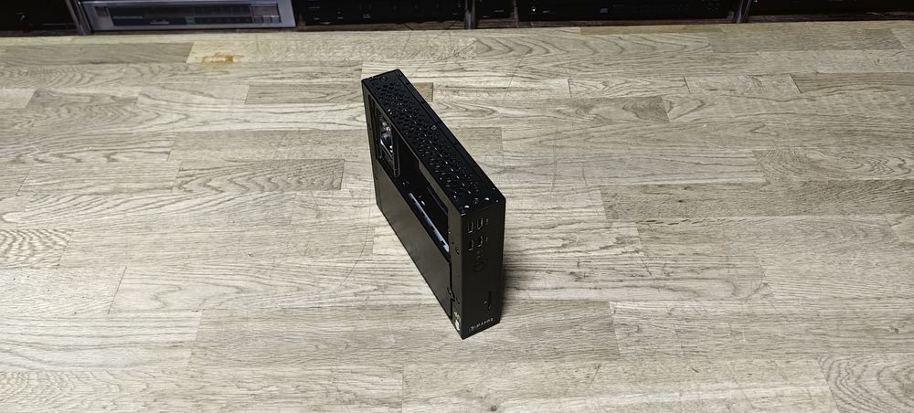 Комп'ютер Terra PC Nettop/Celeron 1007u/Ram 4Gb DDR3 /HDD No /БЖ но