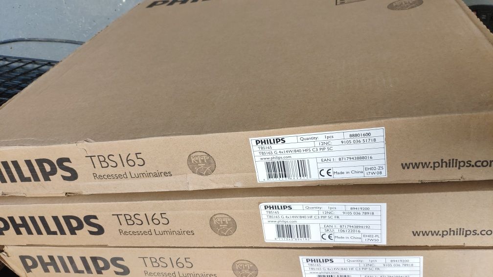 Oprawa rastrowa Philips TBS165 G 4xTL5 - 14W / 840