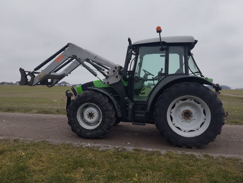 Deutz-Fahr Agrofarm 85   2006rok.