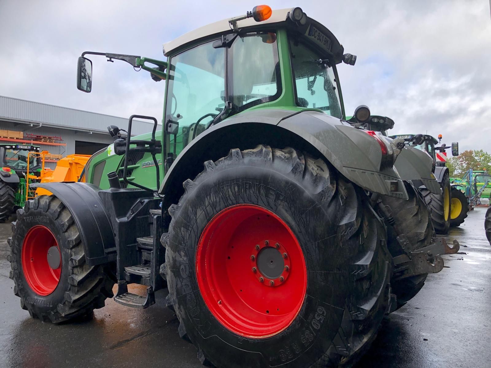 Traktor Fendt 824 vario