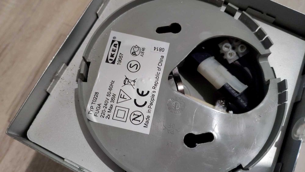 Candeeiros IKEA FUGA e LEDING