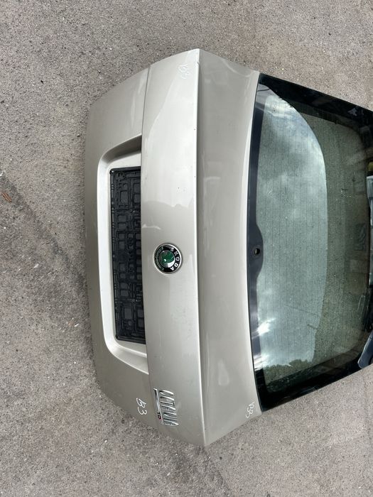 Задня ляда кришка багажника Шкода Октавія А5 Skoda Octavia A5 04-12