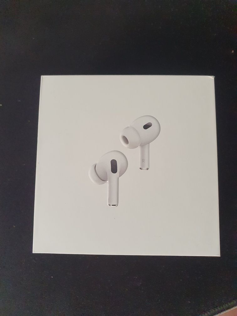 AirPods Pro (2nd generation) usb-c

Całkowicie nowe. Pudełko nieotwart