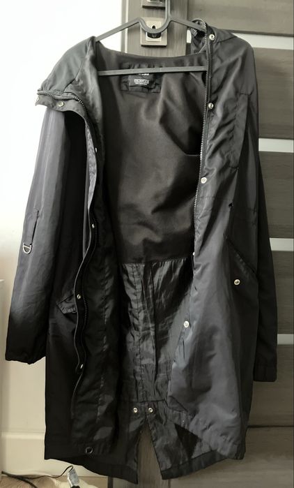 Czarna, wiosenno-jesienna kurtka (parka damska), rozmiar XS, Bershka
