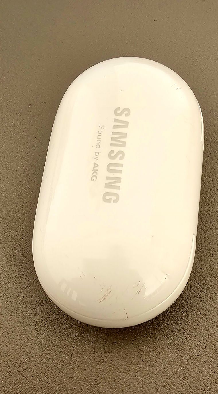 Samsung Buds Plus - Brancos - Bom estado