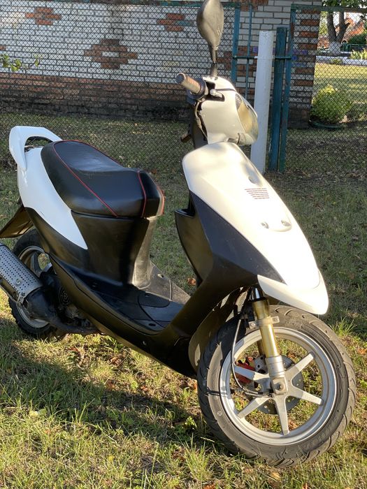 Продам скутер Suzuki zz