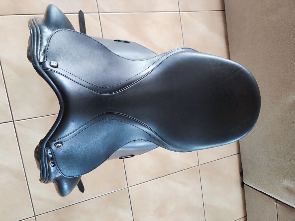 Siodło ujeżdżeniowe Maxflex Elegance 17,5