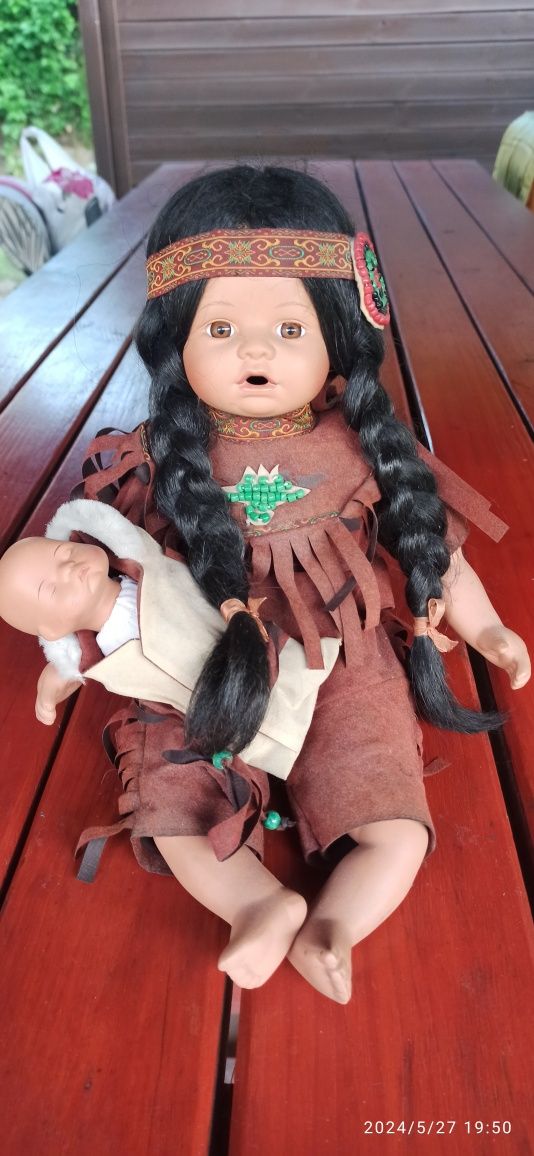Porcelanowa lalka indianka z dzieckiem unikat