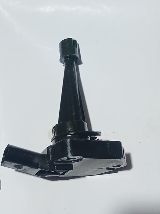 Датчик рівня масла гольф 7 2014р універсал.