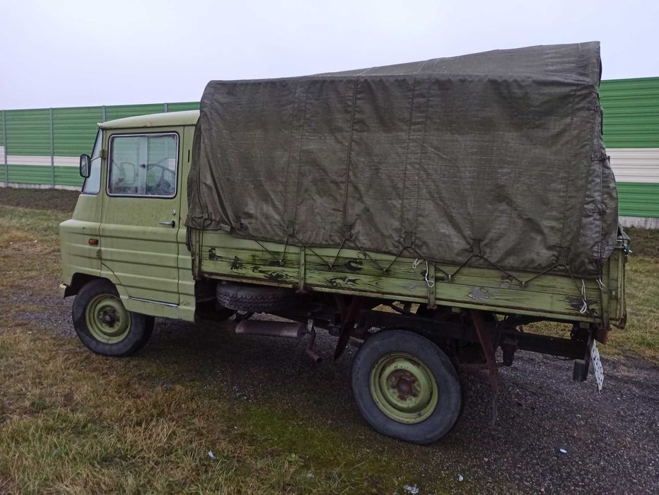 Żuk A 11 skrzyniowy z plandeka . Ważne Oc i przegląd. Niski przebieg.