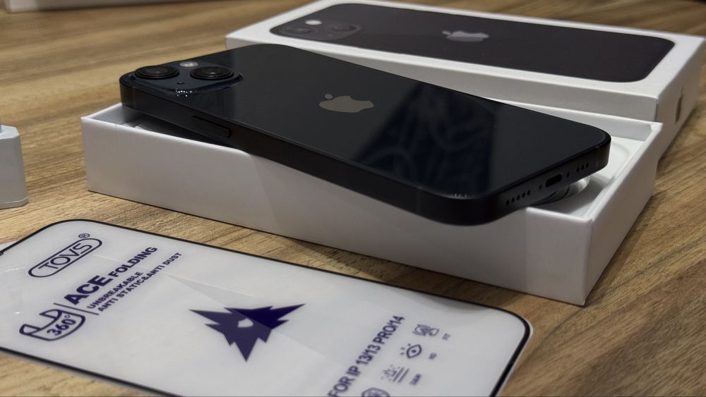 iPhone 13 128GB Midnight  (ввесь комплект), Neverlock