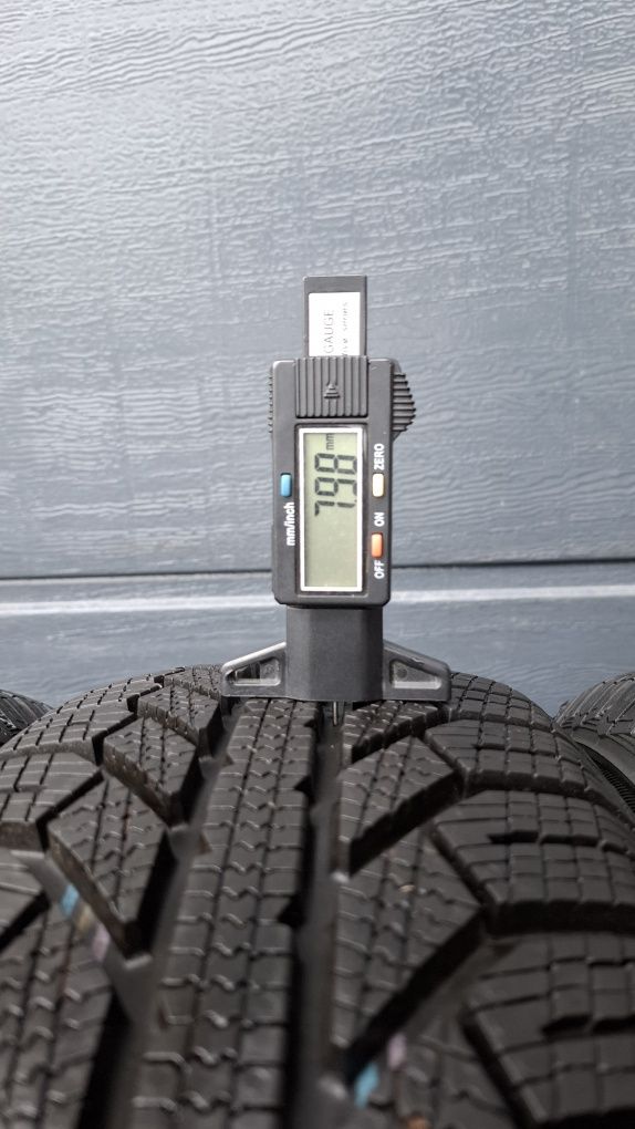 Sempetit 185/60 R15 Master-Grip 8 mm