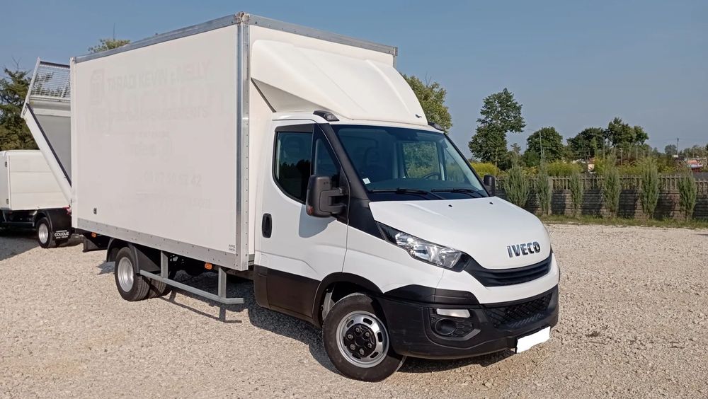 Iveco DAILY 35C16 160KM KONTENER 8-PALET  Oryginalny, 173 000km, koła bliźniacze.