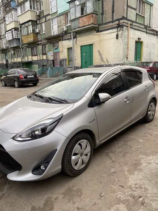 Продам Toyota AQUA