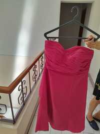 Vestido cerimónia em cor de rosa