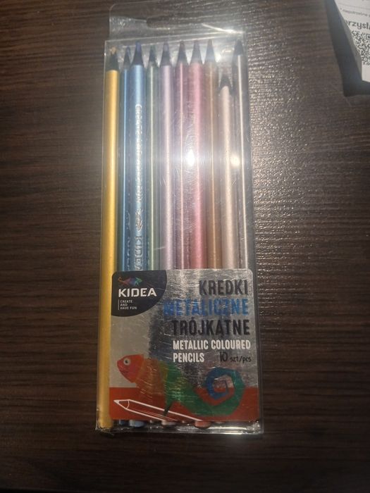 Kidea kredki metaliczne trójkątne 10szt