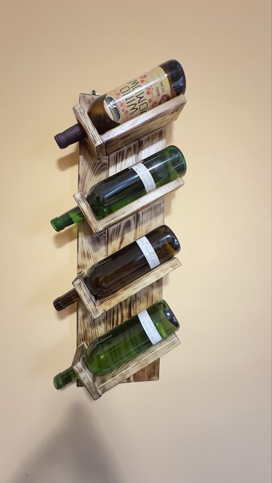 Półka stojak na butelki z winem na prezent