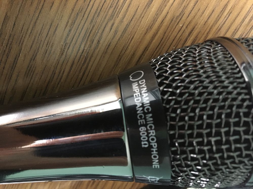 Мікрофон LG  JHC-1 новий