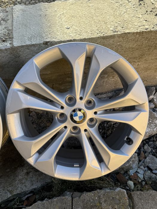 Оригінал Титани BMW X1