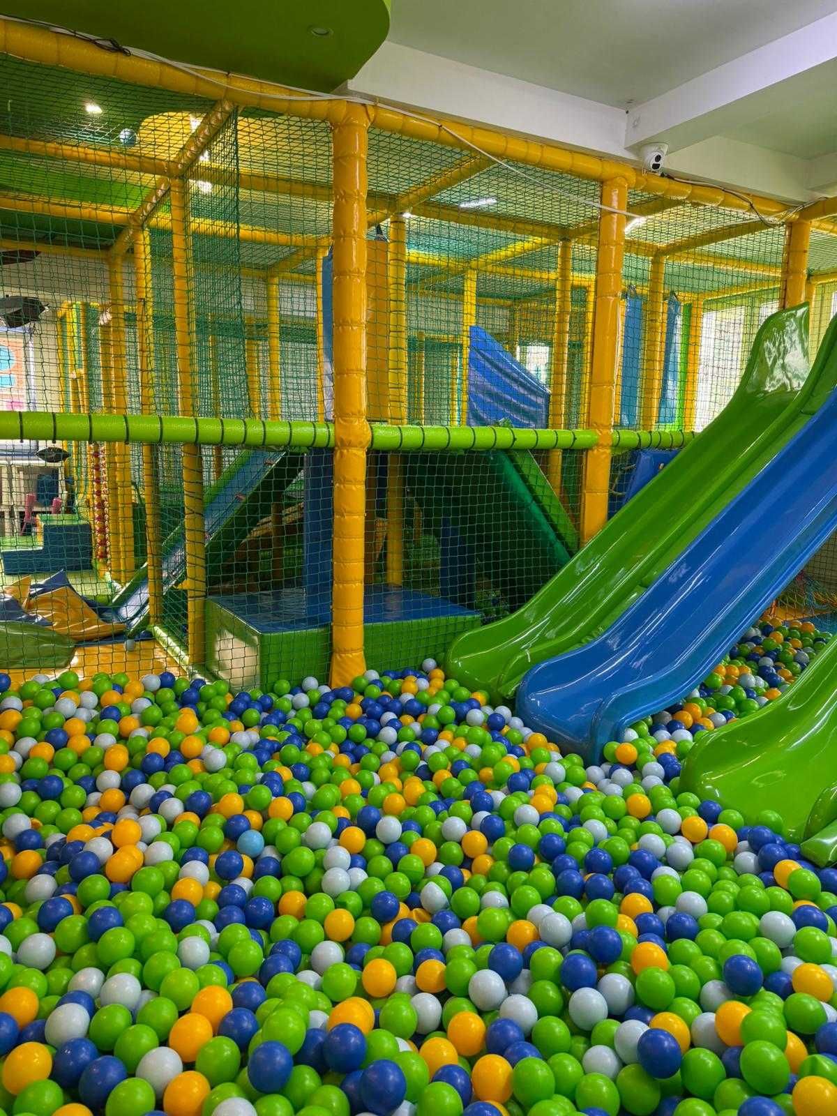 sprzedam konstrukcję małpi gaj sala zabaw 24m2