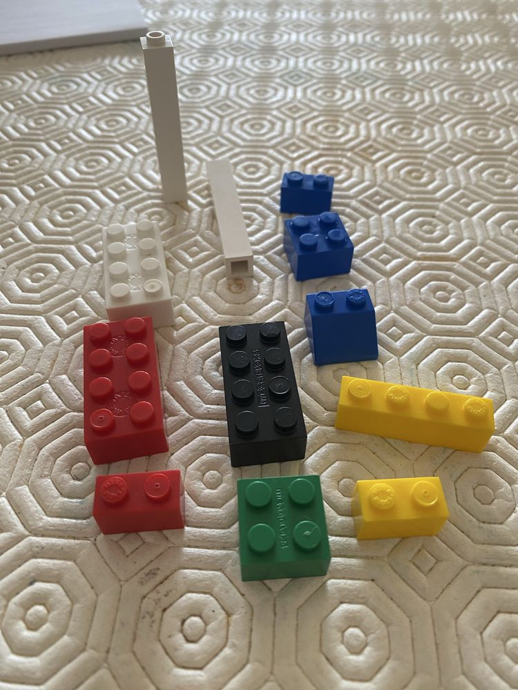 Peças de puzzle de criancas.