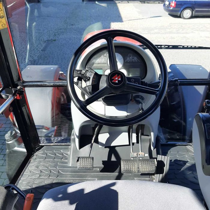 Ciągnik Rolniczy Massey Ferguson 6475