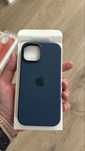 Etui na iphone 15