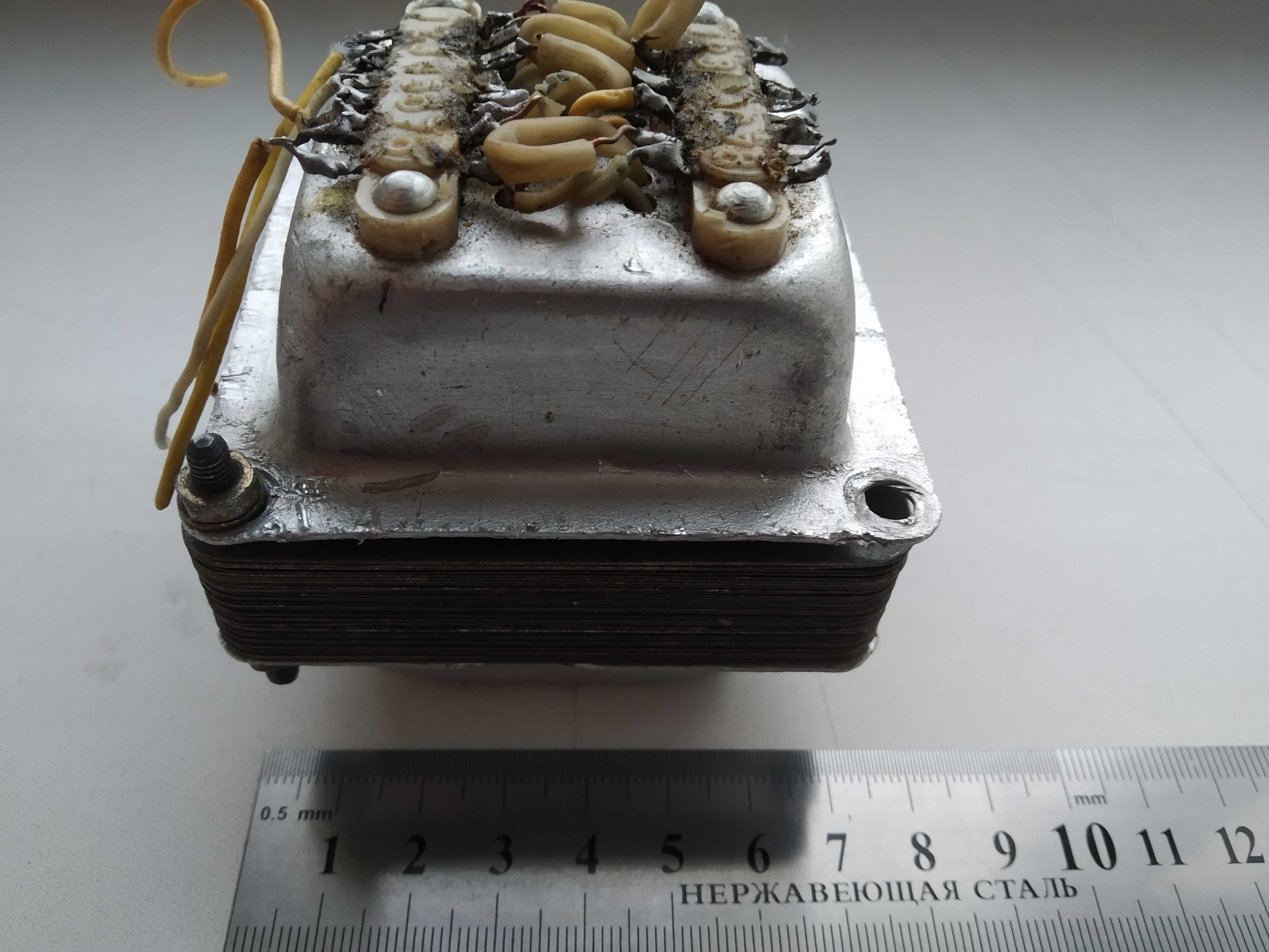 трансформатор 2 штуки