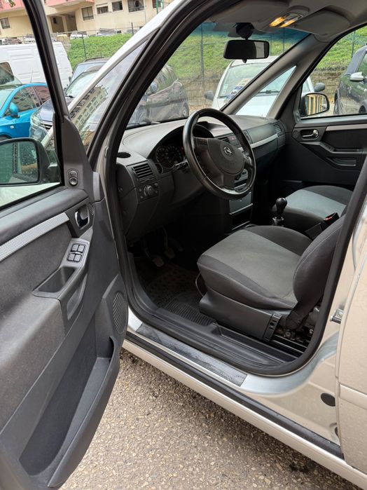 Opel Zafira 1.3 cdti