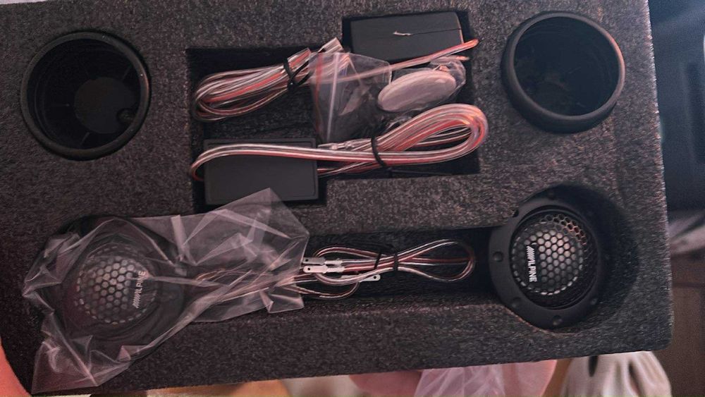 Twitter Alpine 1 par