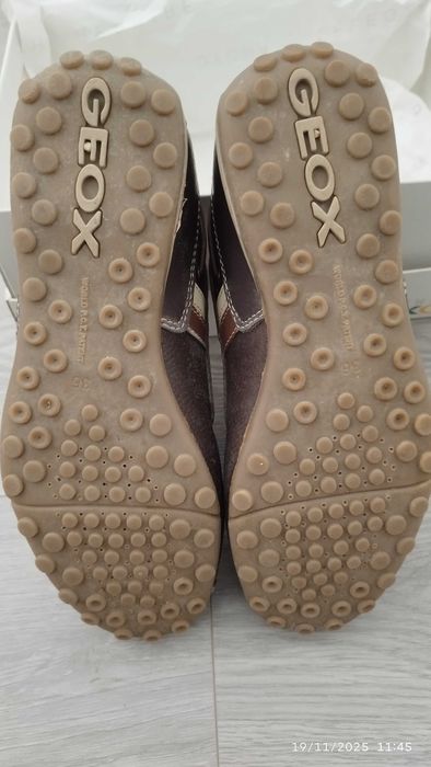 Mocassin Geox J Snake c/velcro castanho Tamanho 36