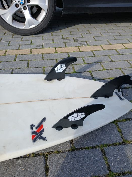 Surfboard Fish Tail 5'9 JS Industries