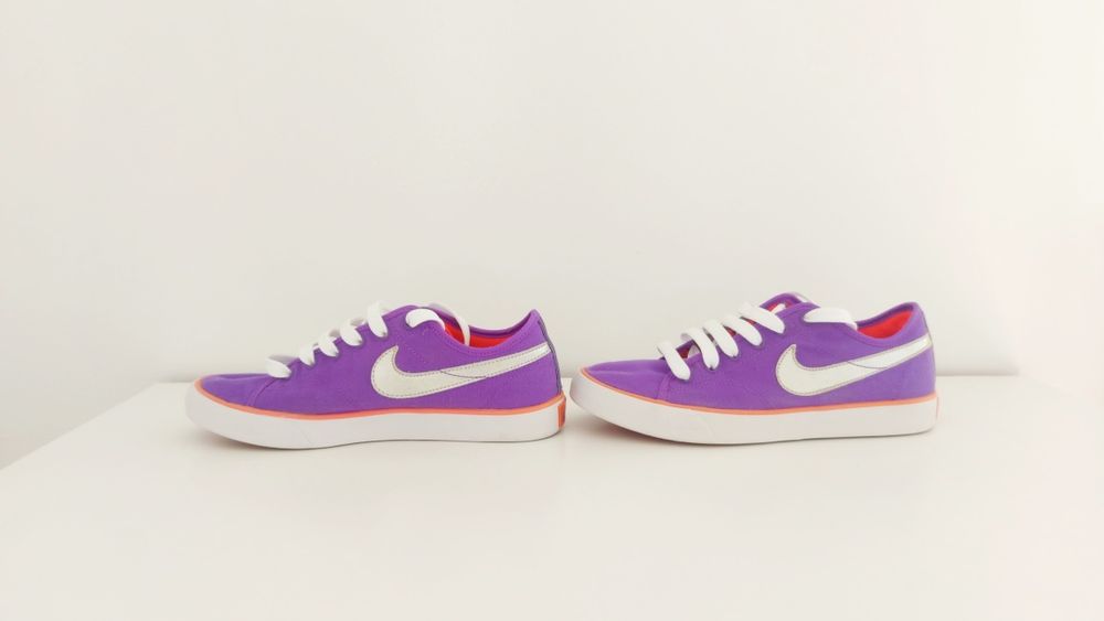 Sapatilhas Mulher Nike 37.5 Roxo