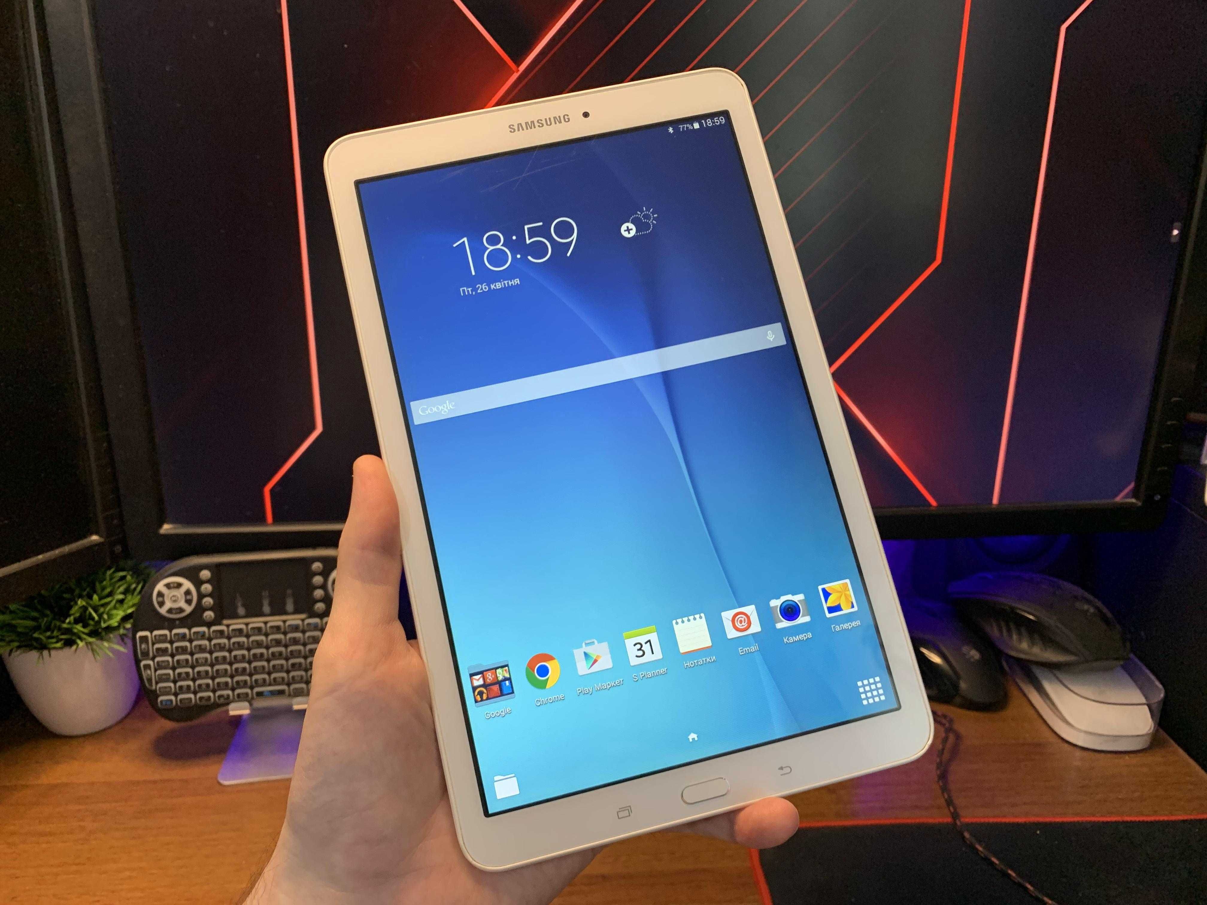 Планшет Samsung Galaxy Tab E SM-T560 9.6" 8Gb White + Зарядка + Стилус