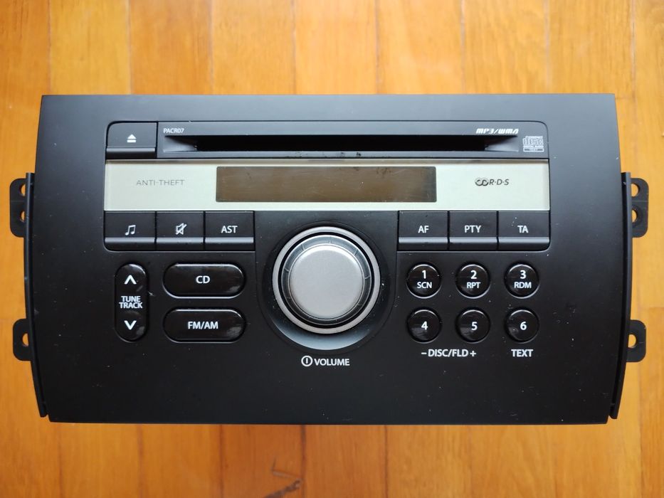 Auto radio CD Suzuki 2004 / 2009