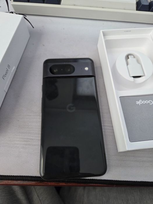 Google pixel 8 Идеальное состояние | Менялся экран | 2 чехла в подарок