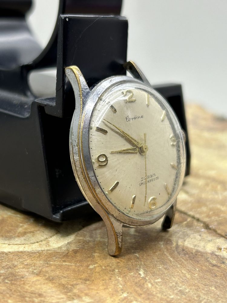 Stary zegarek Cortina 21 rubis