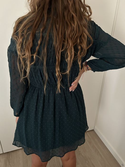 Vestido rendado curto