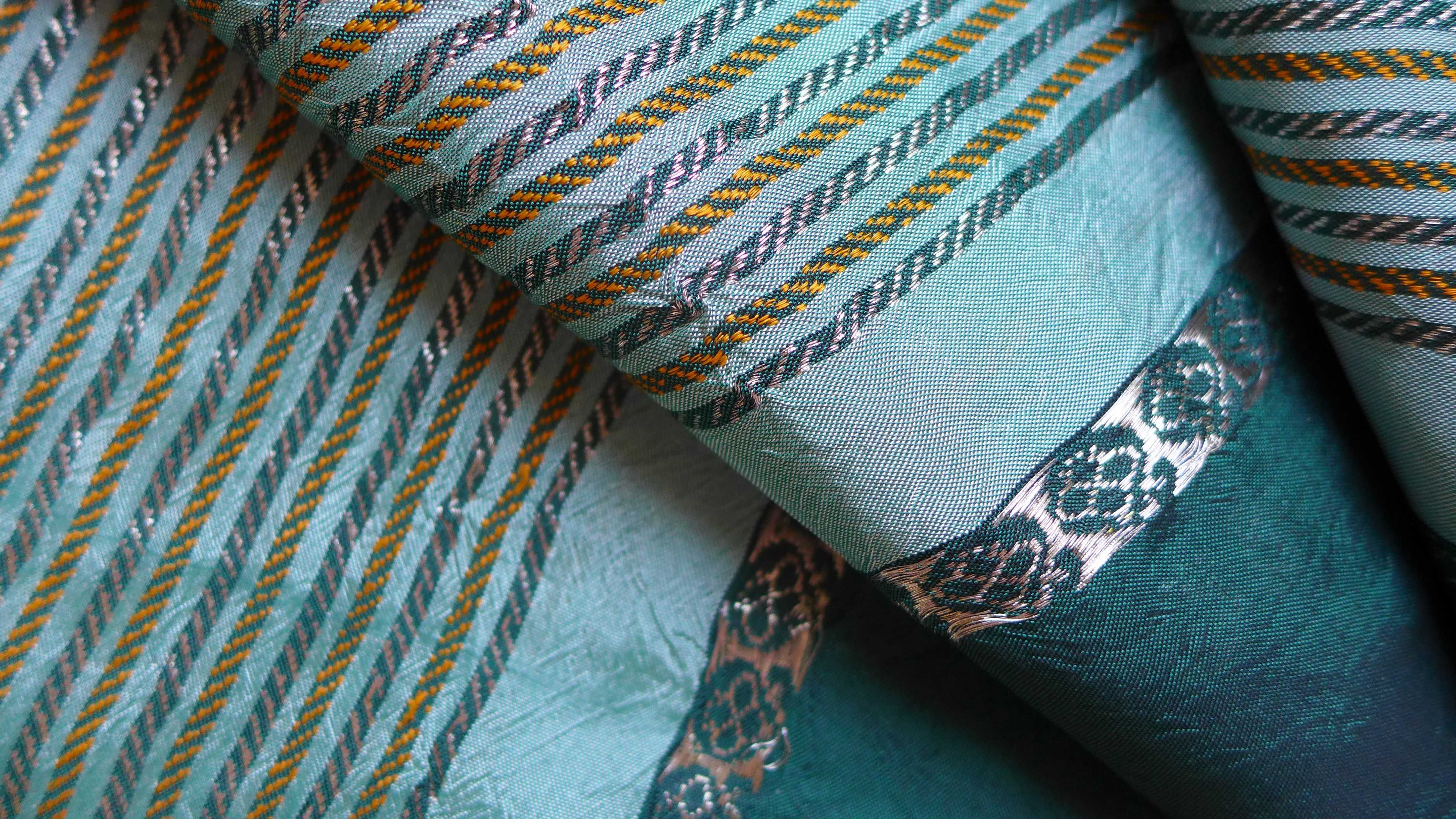 Orientalna haftowana tkanina AZJA [kupon materiału] zasłony obrus
