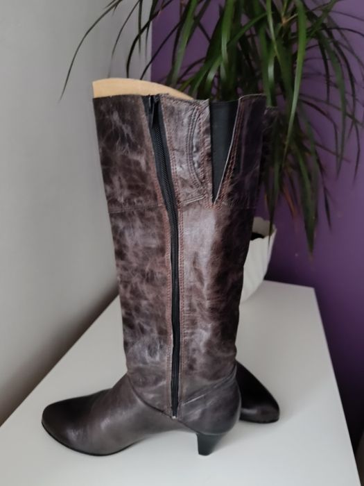 Kozaki ze skóry naturalnej rozmiar 40