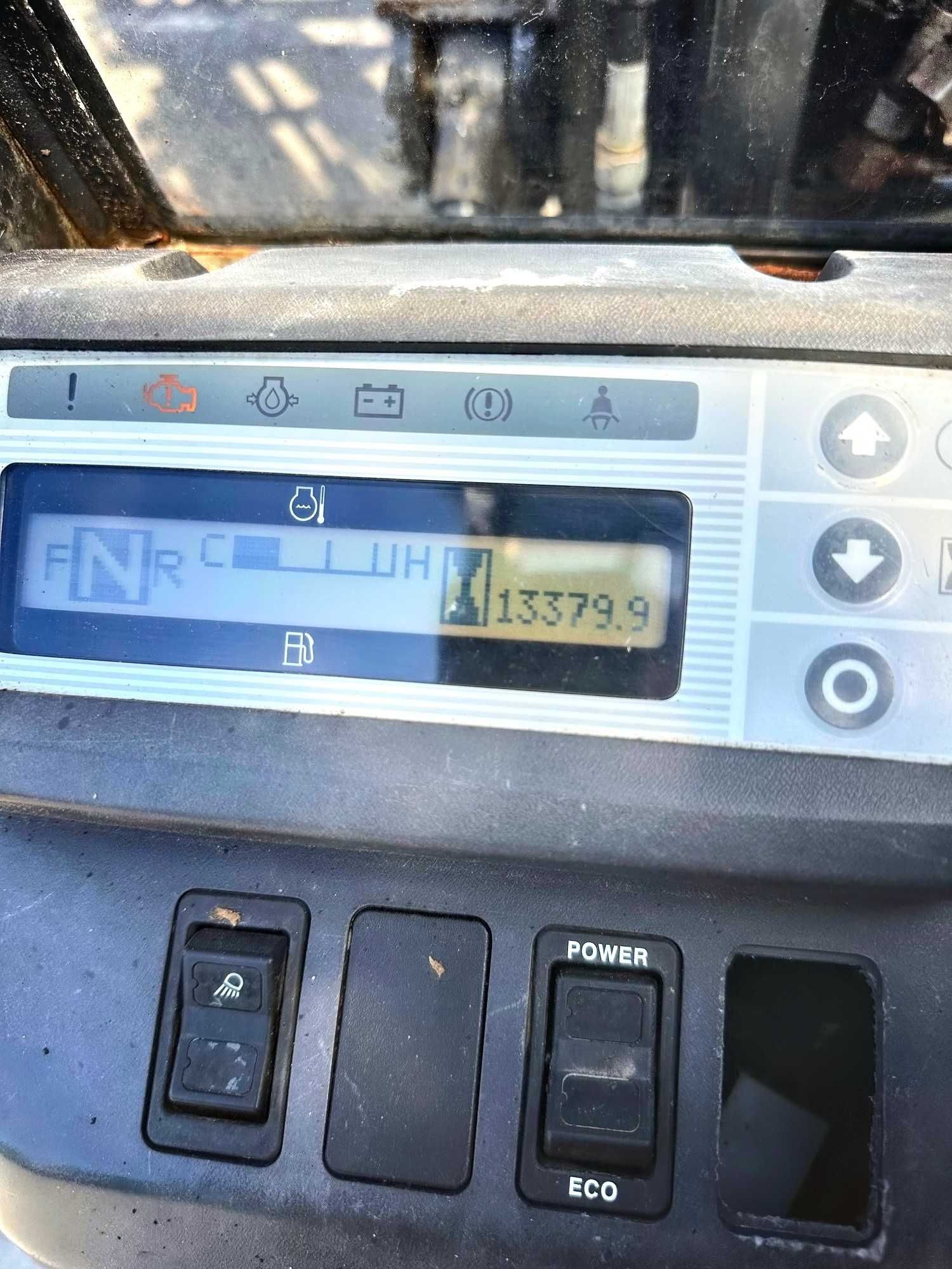 wózek widłowy NISSAN FG25 LPG 2500kg Triplex 4.30m przesuw 2010r K25