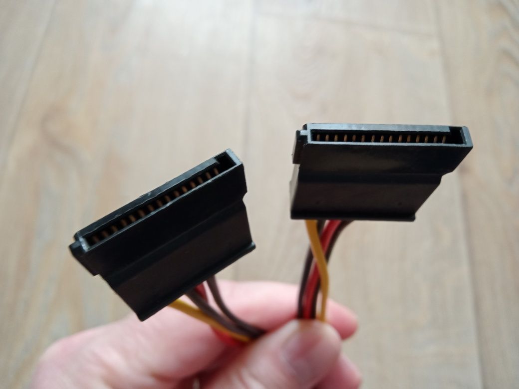 Переходник для SSD/HDD Molex to Sata