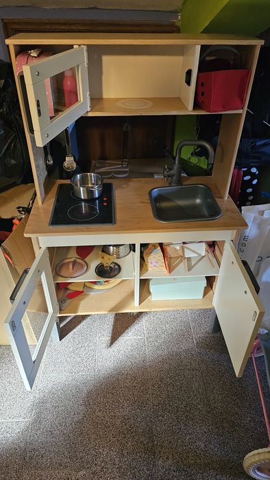 Cozinha do ikea em madeira