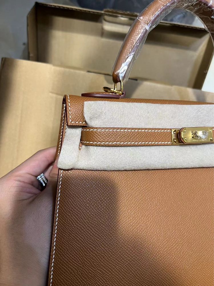 Hermes Kelly 25 Epsom в наличии