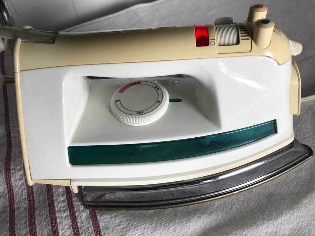 Ferro a vapor da Rowenta