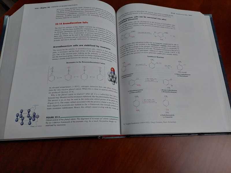 Livro “Organic Chemistry” - Volumes I e II com CD