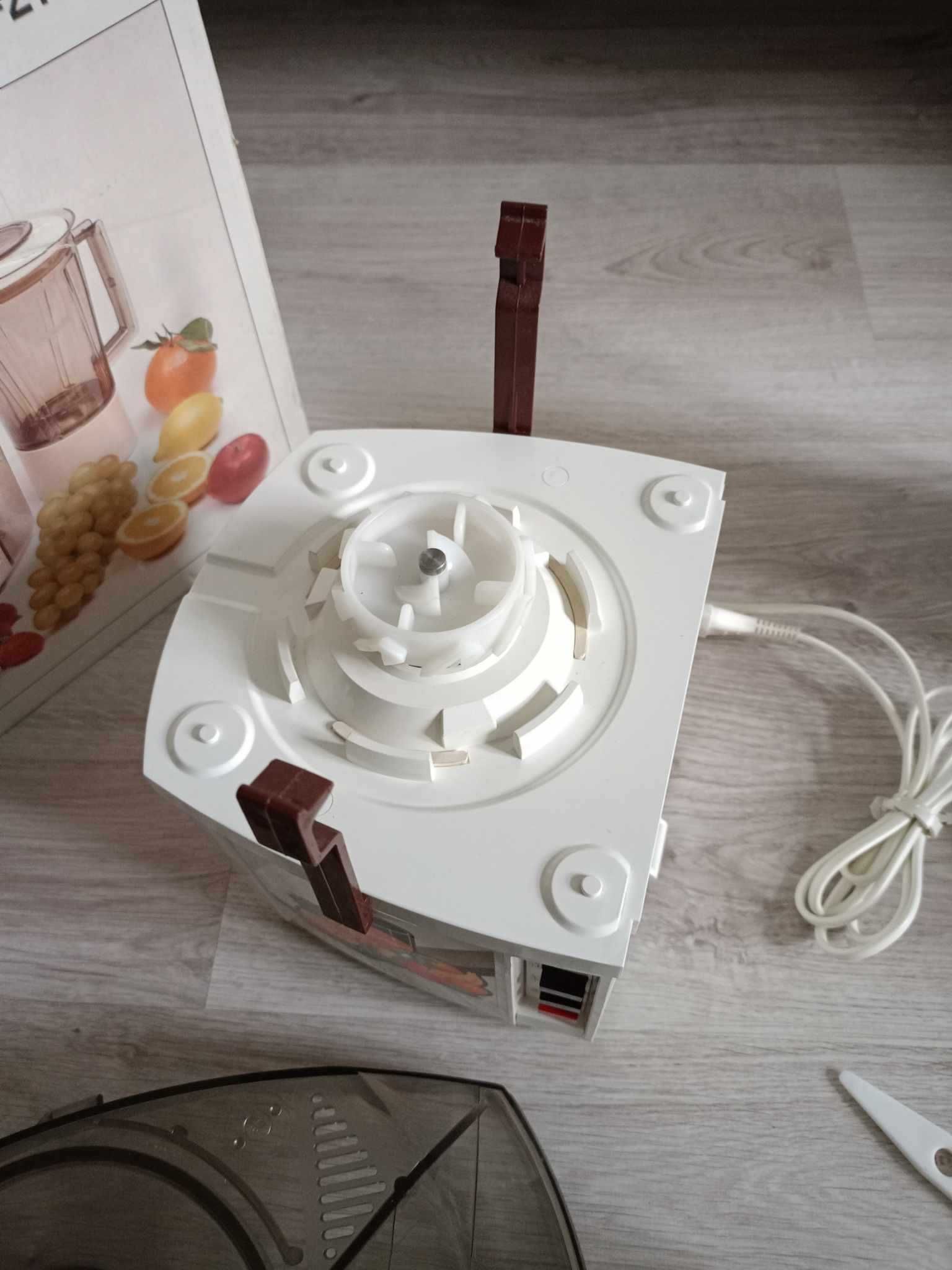 Sokowirówka z mikserem Predom Mesko  sws-21 PRL Jak Nowa Moc 150/200w