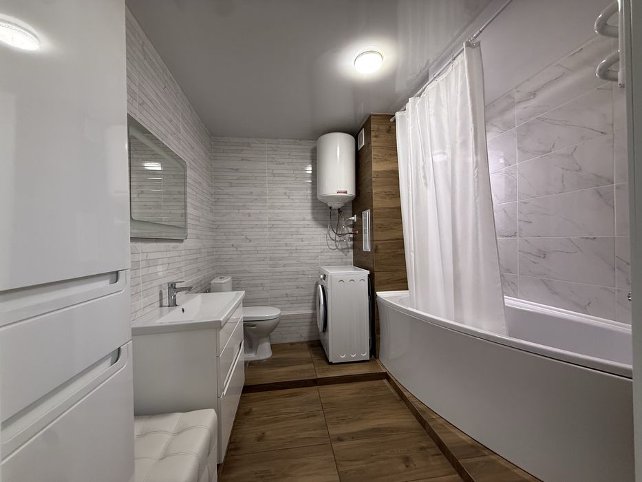 Продам 2-комн.квартиру с ремонтом /Левый Берег