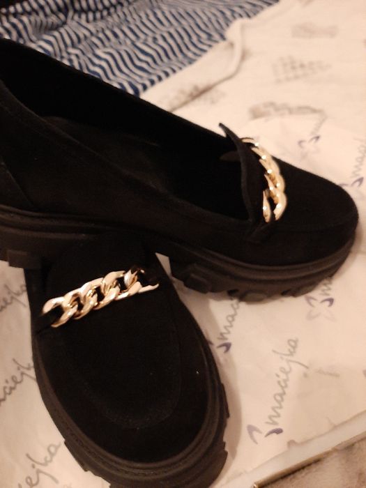 Nowe zamszowe buty Maciejka